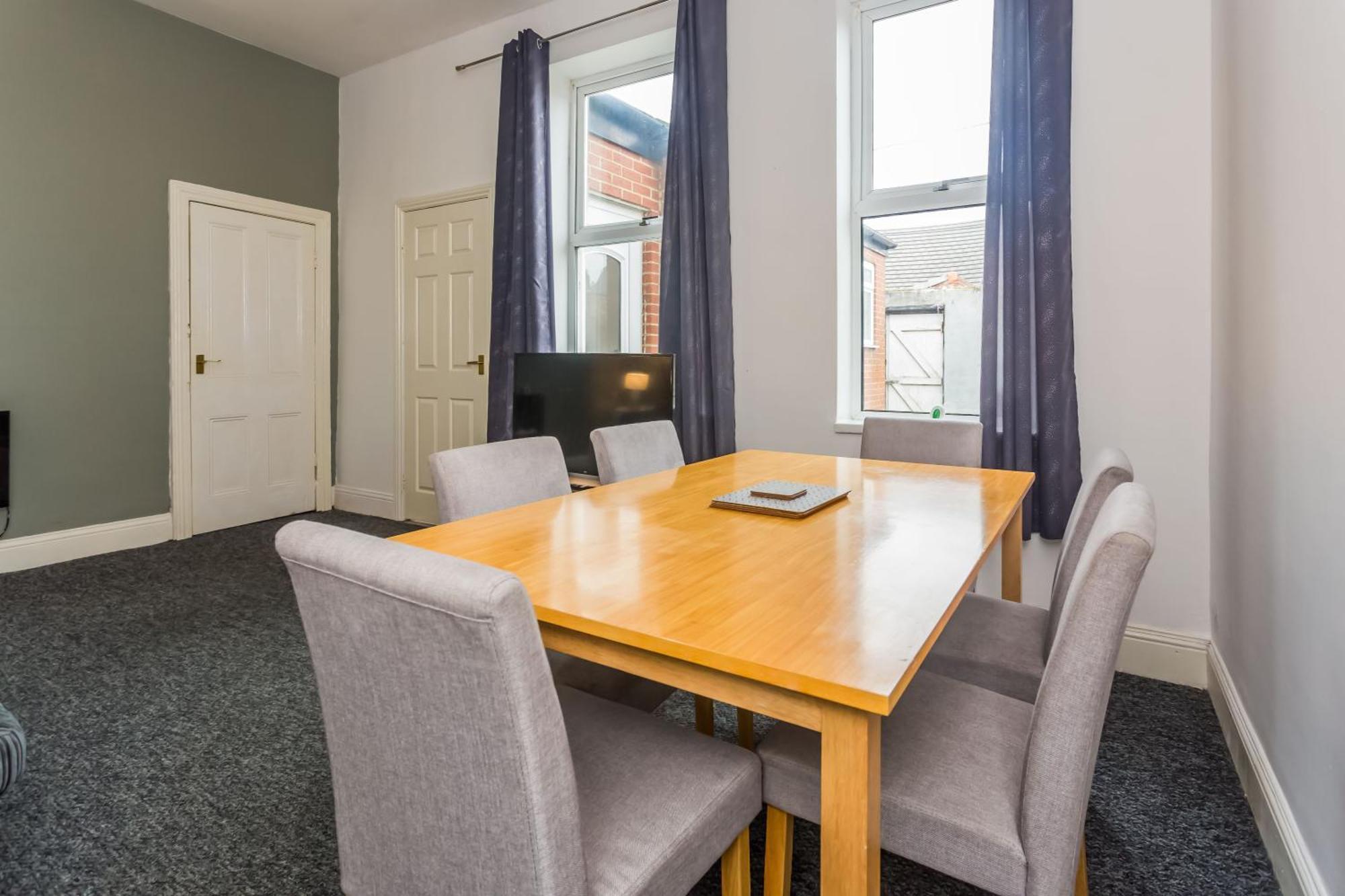 Rose Street Holiday home